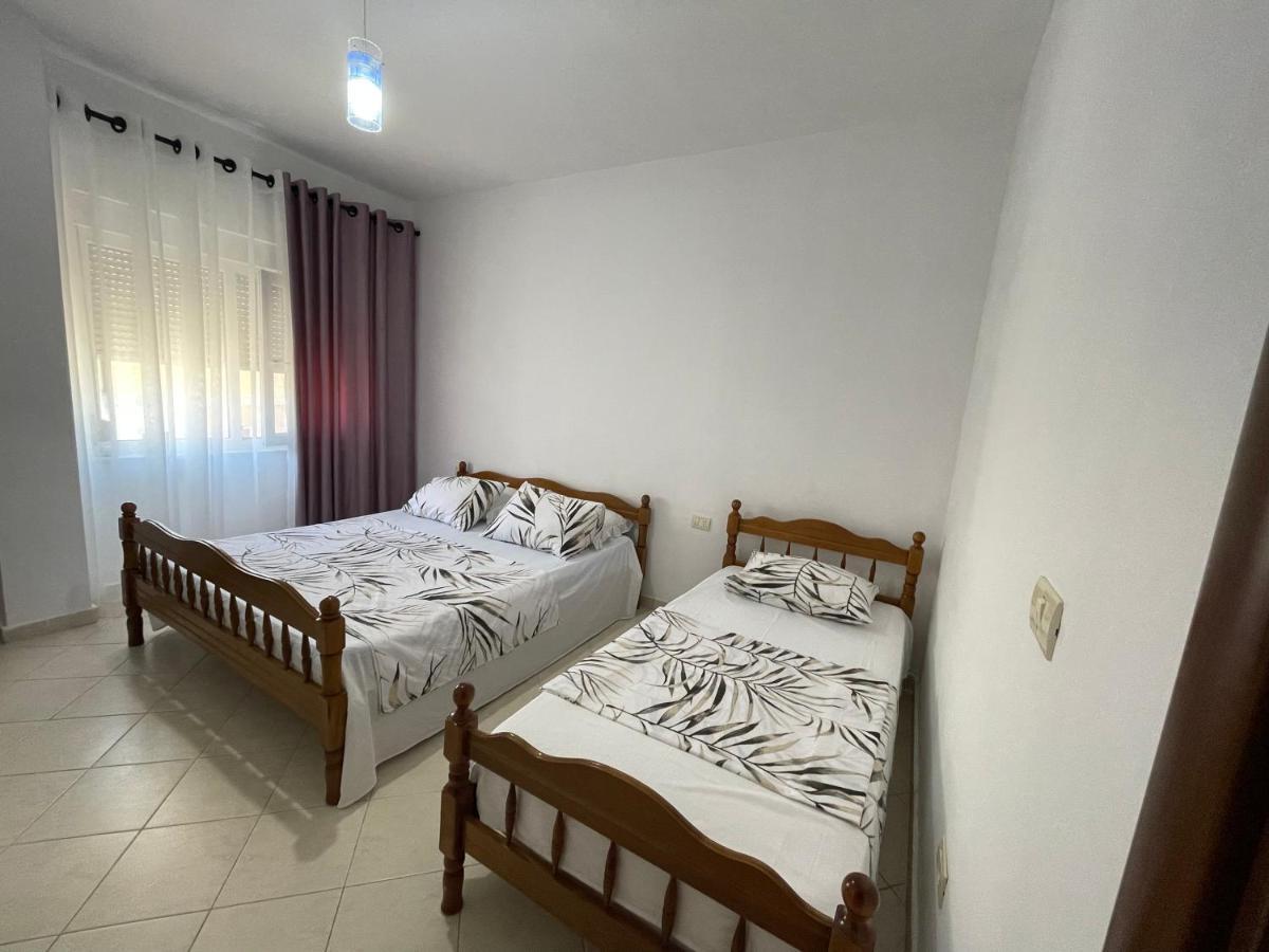 Apartment Klevi *